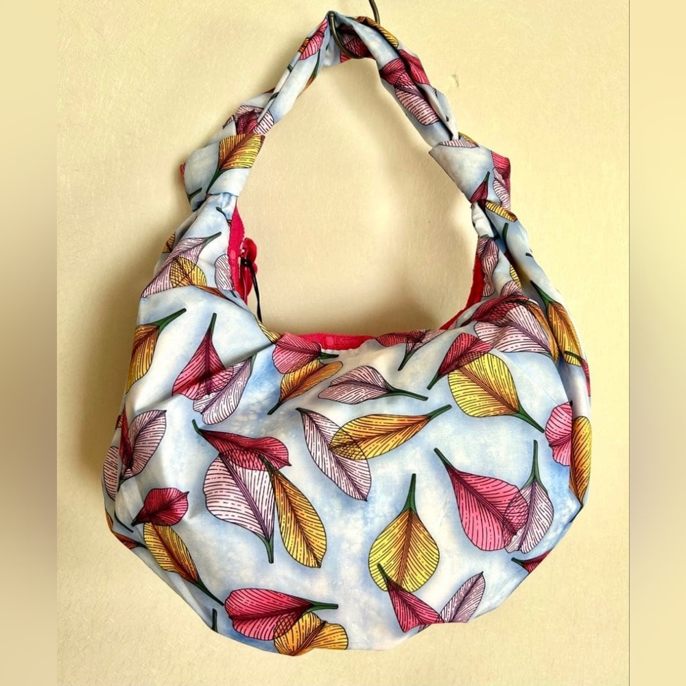 LeSportsac NYBG Collaboration Easy Shoulder Bag NWT Rare!